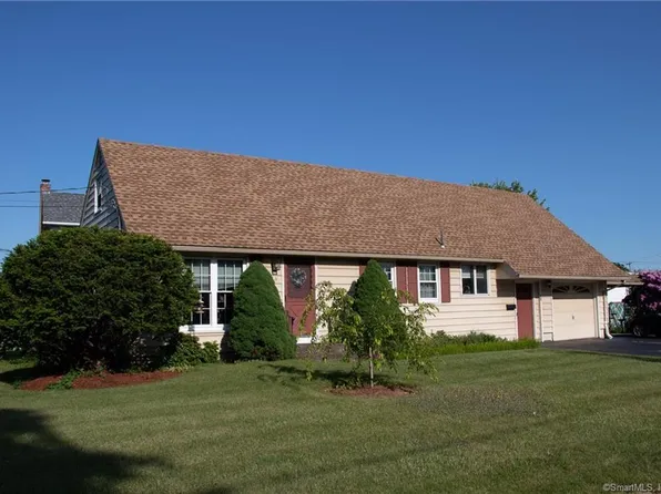 82 Park Street, Plainville, CT 06062