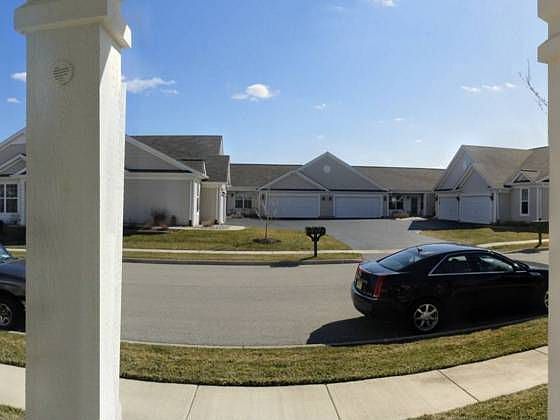 1st image of 13530 Yellow Pine Dr