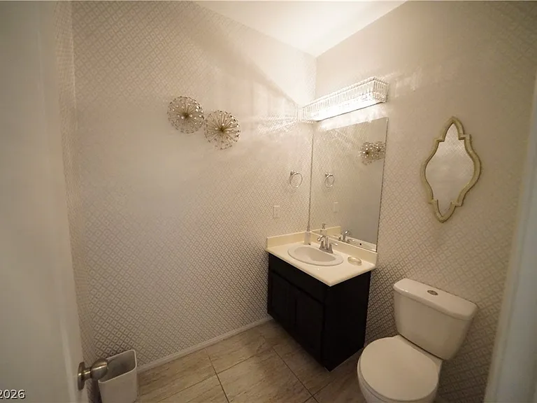 880 Cool Aquamarine St — Photo 14