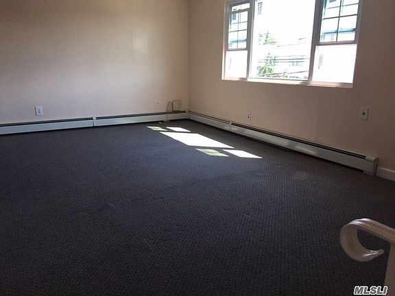 2nd image of 120-22 200th St