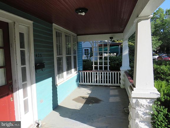 3rd image of 423 N Bradford St