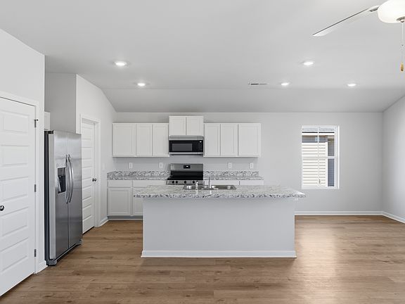 Glenmont Acres Greenfield32 6 1