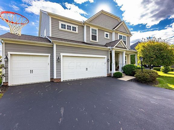 2nd image of 7414 Broxton Ln