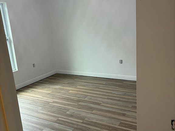 5th image of 6405 Lookout Dr