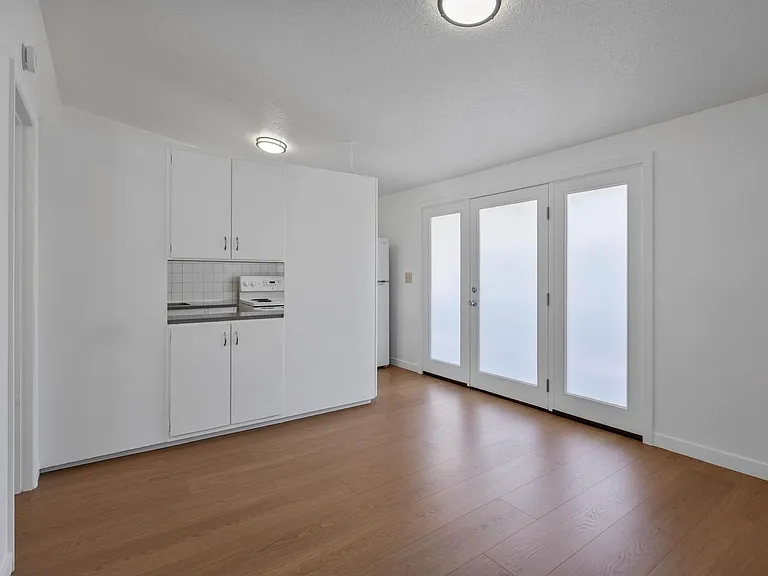 460-492 N Broadway St #472 — Photo 6