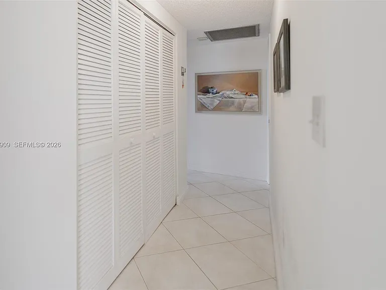 1950 S Ocean Dr #5Q — Photo 22