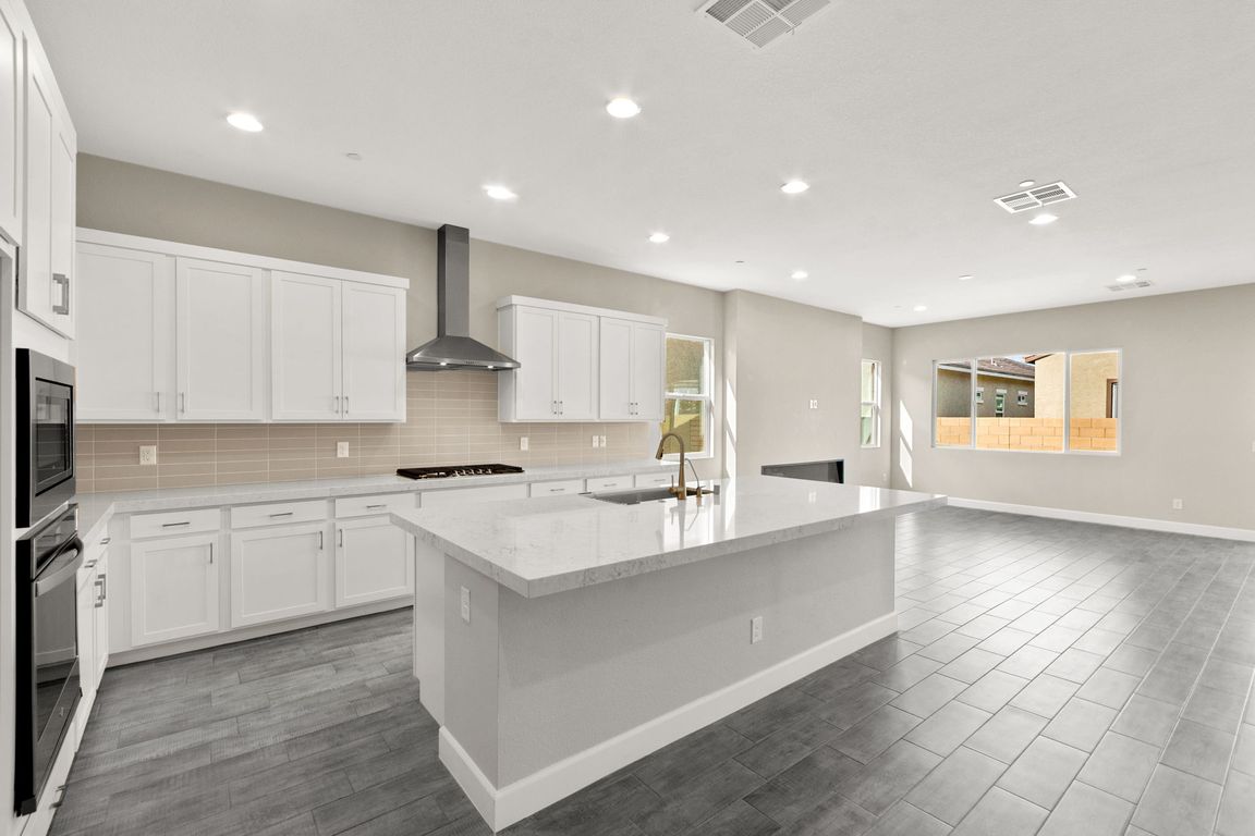 next background image