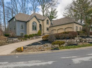 160 Lake Bluff Dr, Columbus, OH