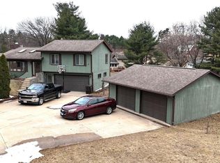 9427 Enamel Rd, Tomah, WI 54660