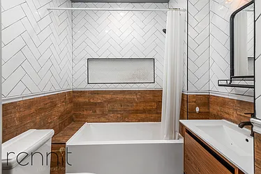 Rented by Rennit Inc.