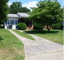 5122 Palmetto Ln, Fayetteville, NC 28304