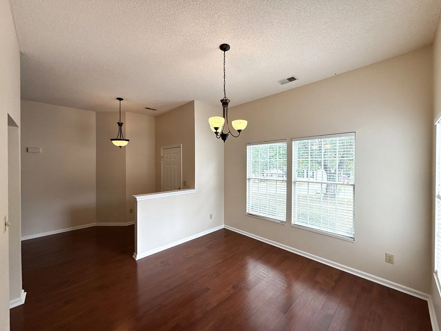 Great 3 bedroom house in Pineville! — Photo 2