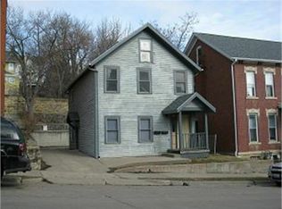 475 Loras Blvd, Dubuque, IA 52001