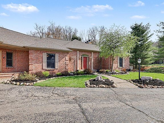 5th image of 2864 Riverwoods Dr NE