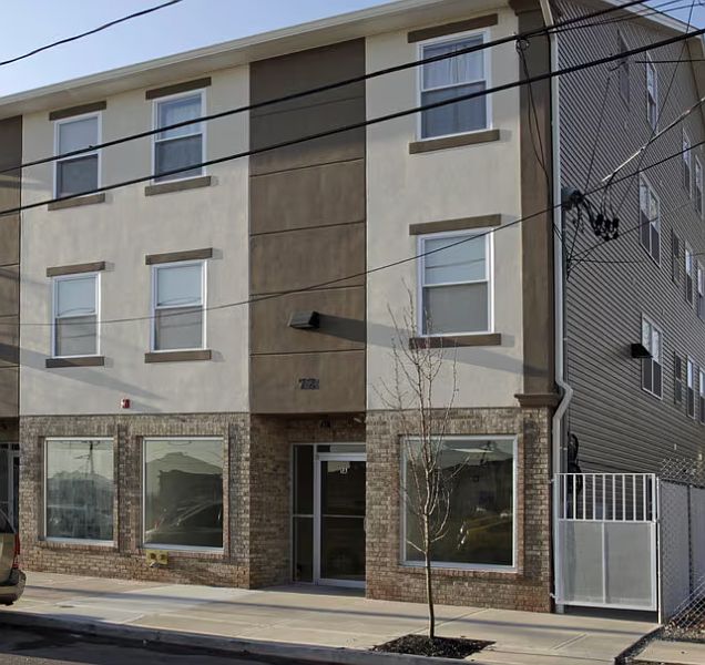 1st image of 70-72 Livingston St #3A