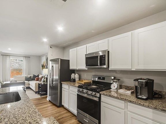 7th image of this home