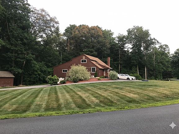 4th image of 35 Stanley Brook Drive