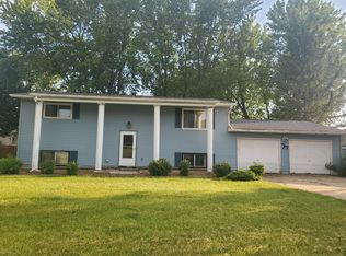 1009 N Fairway Dr, Sparta, WI 54656