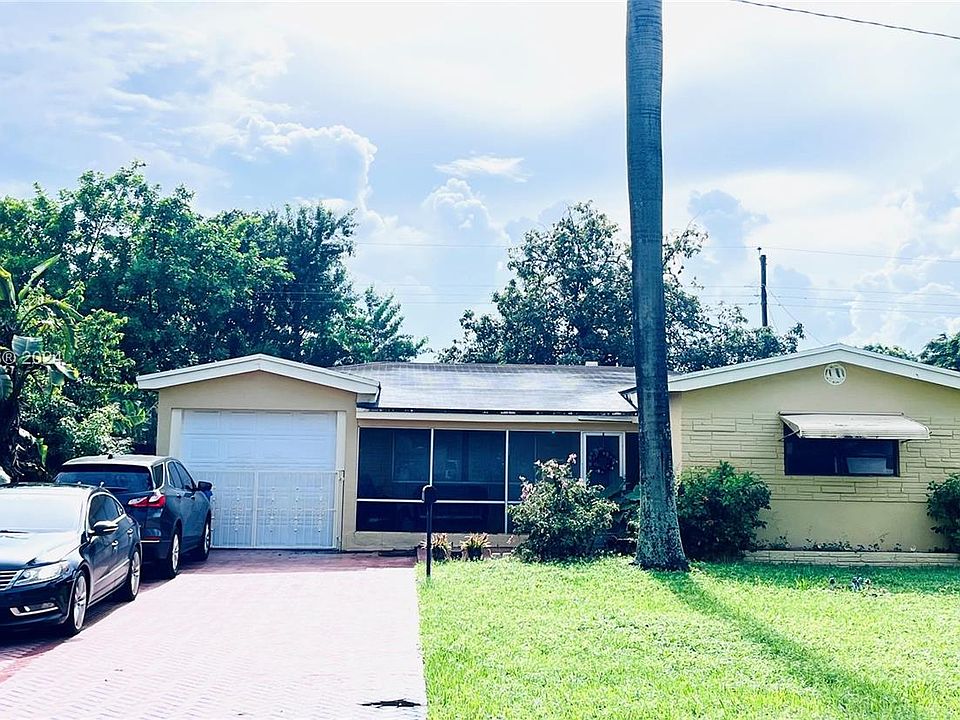 1st image of 2601 Bahama Dr