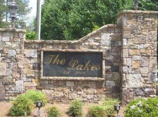 1376 Mountain Lake Dr, Auburn, GA 30011