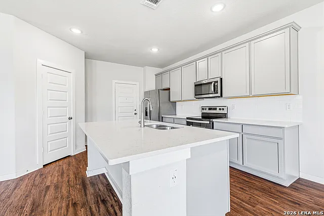 14603 Emerio Dr — Photo 9