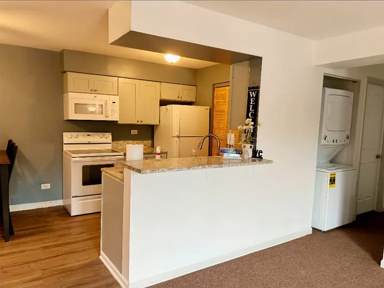 639 S Virginia Rd #119 — Photo 8