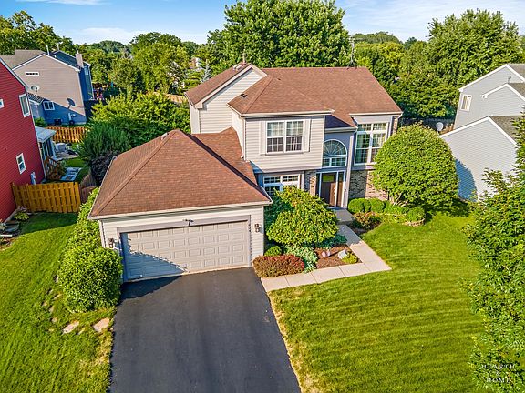 2nd image of 624 Lorree Ln