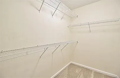 403 E Banks St — Photo 14