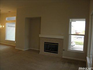 3rd image of 1601 Burlwood St
