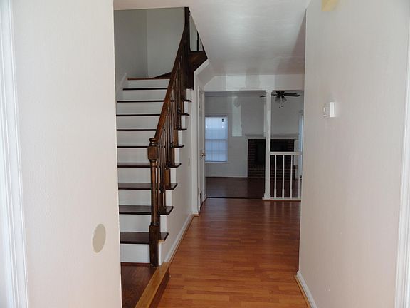 5th image of 5634 Picadilly Ln