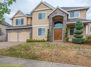 11303 SE Hilltop Ct, Happy Valley, OR 97086