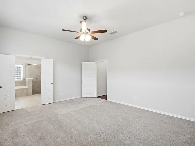 2106 Villa Flora Ln — Photo 38