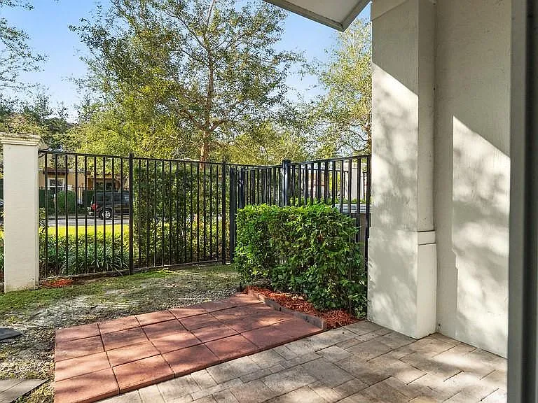 6989 Pines Cir #GG-39 — Photo 17