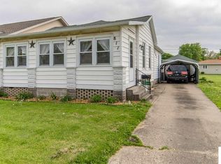 811 Pulaski St, Lincoln, IL 62656