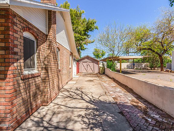 4th image of 5916 W MYRTLE Avenue