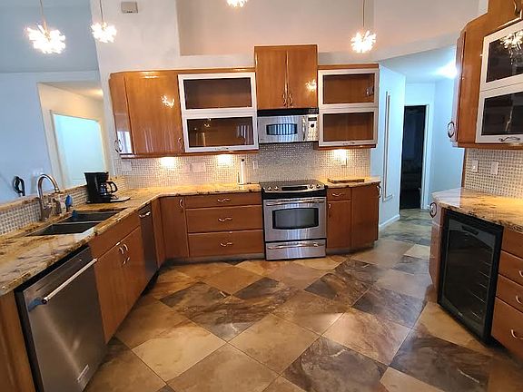 4th image of 208 Tennessee Ave #208