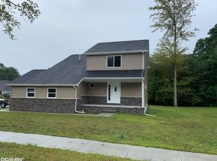 9583 Nook Rd, Clay, MI 48001