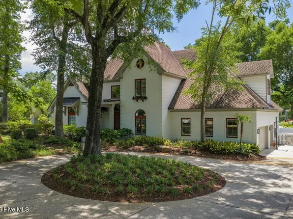 1511 Pembroke Jones Drive, Wilmington, NC 28405