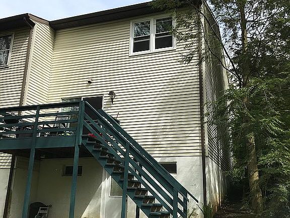 2nd image of 249 Oakwood Ave