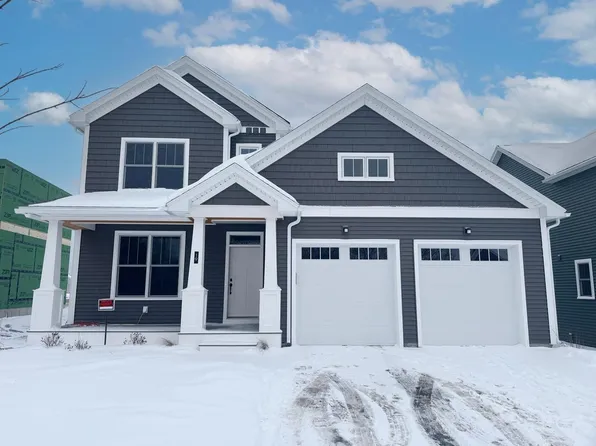 19 Daniel Drive, South Burlington, VT 05403