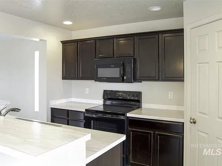 11391 W Colorado Riv — Photo 4