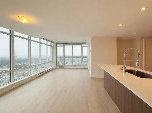 2955 Atlantic Ave #4003, Coquitlam, BC V3B 0H9
