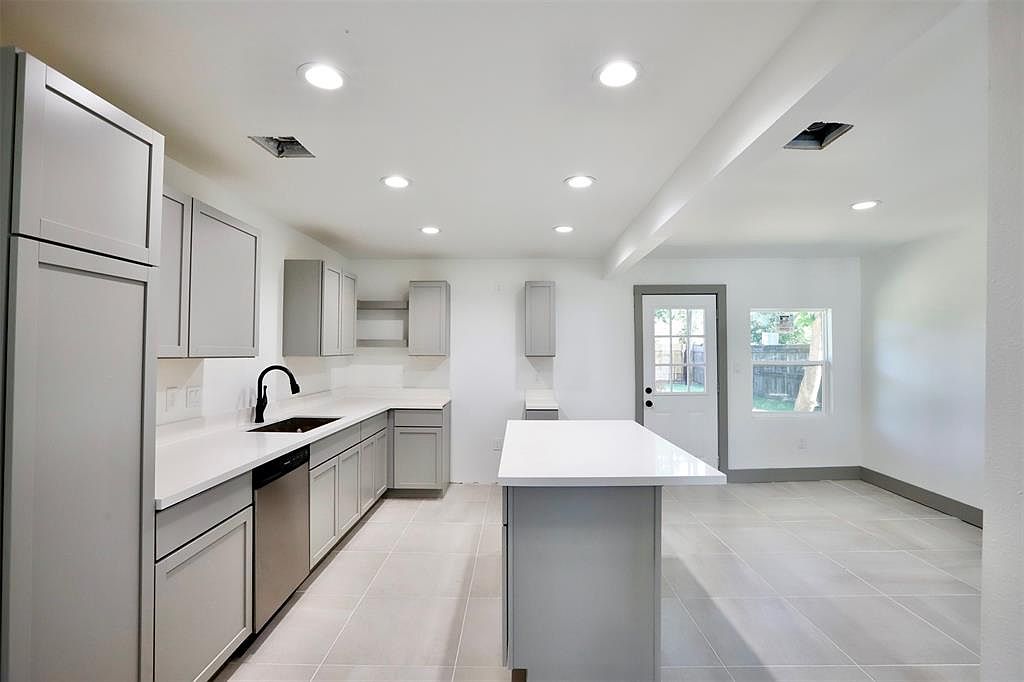 107 Long Dr, Baytown, TX 77521 MLS 61184903 Zillow