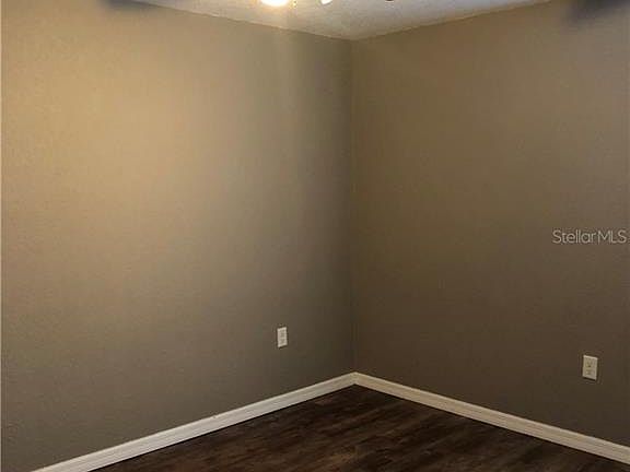 5th image of 4102 Sunny View Dr