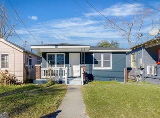 1422 1/2 Chester St, Savannah, GA 31415