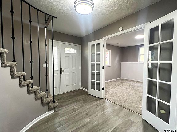 3rd image of 15035 Douglas Cir