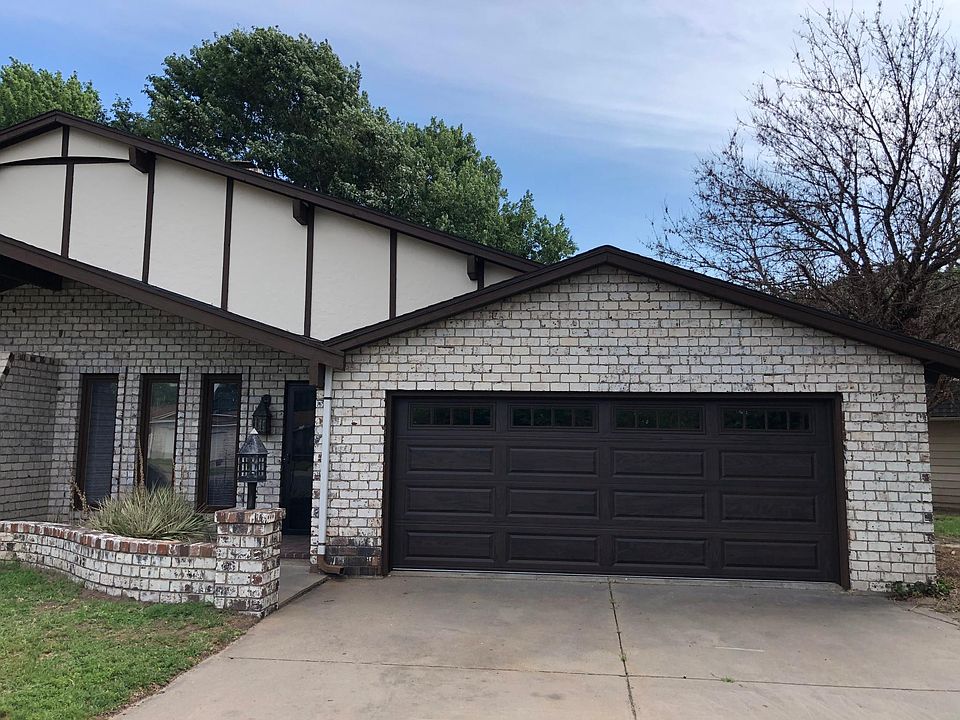 1st image of 3113 Nutmeg Ln #B