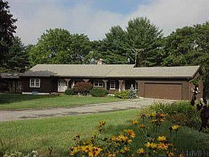 2nd image of 51 Hiland Dr