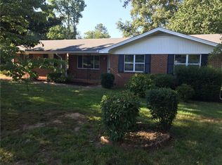 2212 Terry Ln, Douglasville, GA 30135
