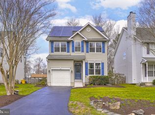 1006 Henry Ave, West River, MD 20778